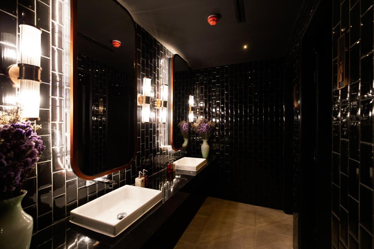 The Gravitique Hotel Khaosan バンコク都 エクステリア 写真