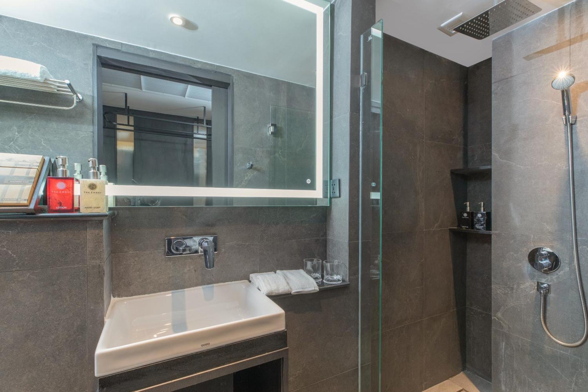 The Gravitique Hotel Khaosan バンコク都 エクステリア 写真