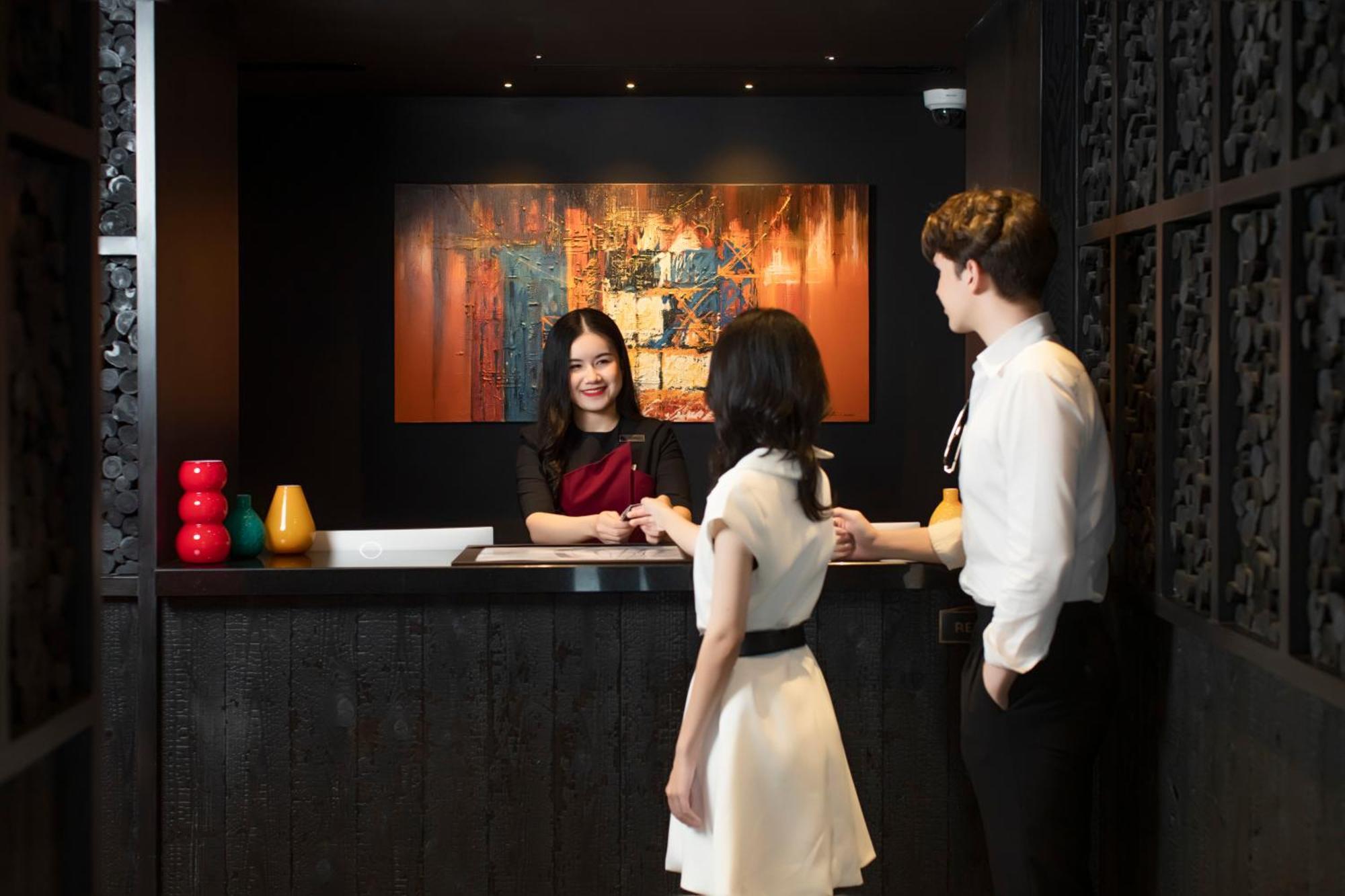 The Gravitique Hotel Khaosan バンコク都 エクステリア 写真